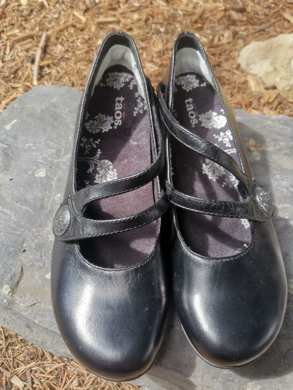 Leather Mary Jane Kitten Heel Taos Shoes Women 8